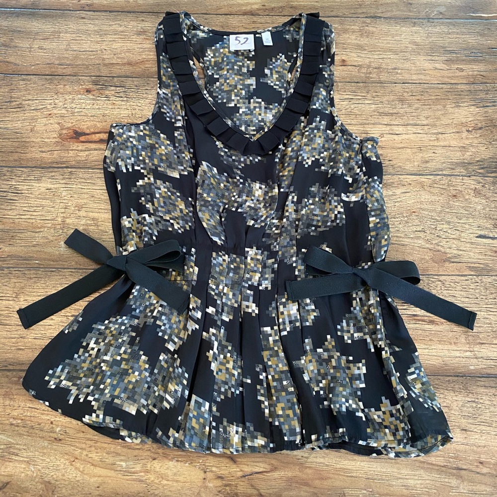 52 Black Printed Bow Tank Top